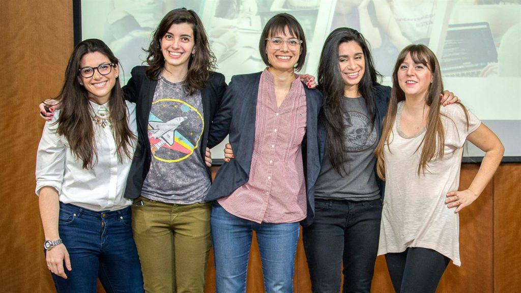 Sofía Contreras, Carolina Hadad, Melina Masnatta, Lucila Rodríguez, Mariana Varela, fundadoras de Chicas en Tecnología